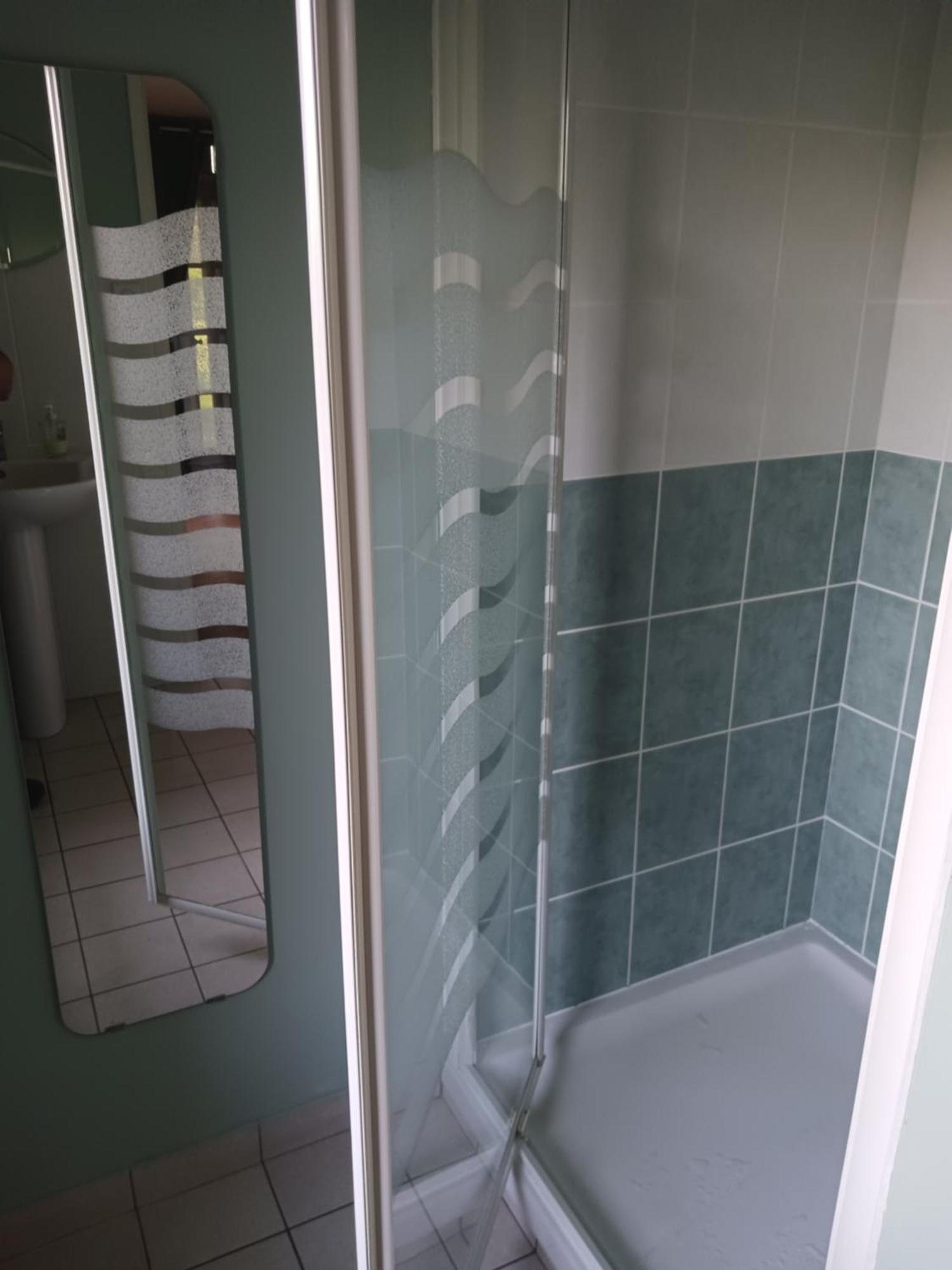 Les Accacias Bed & Breakfast Moyenmoutier Bagian luar foto